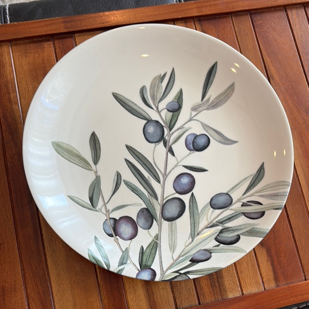 Williams Sonoma Olive Branch Ceramic Dinnerware White and Green